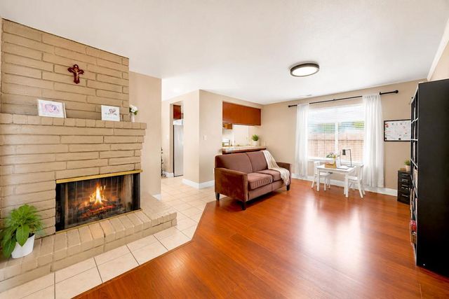 1812 Dorset Lane, Modesto, CA 95355