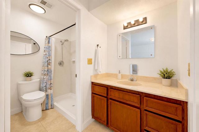 1812 Dorset Lane, Modesto, CA 95355
