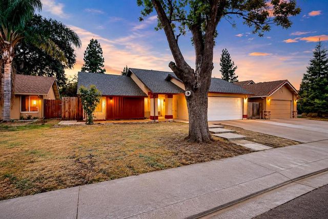 1812 Dorset Lane, Modesto, CA 95355