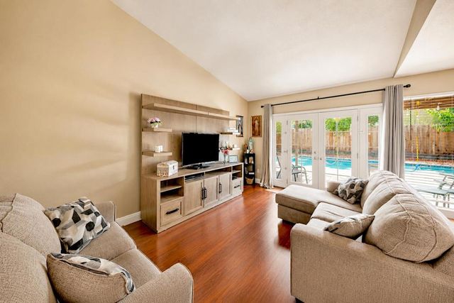 1812 Dorset Lane, Modesto, CA 95355