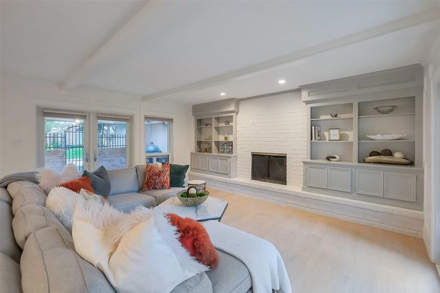 1310 Devon Glen Drive, Houston, TX 77077