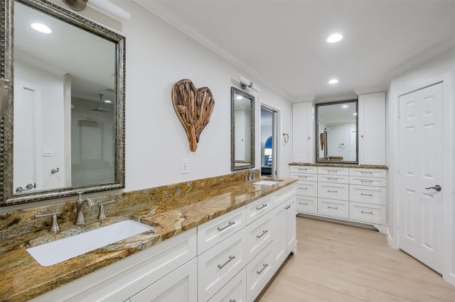 1310 Devon Glen Drive, Houston, TX 77077