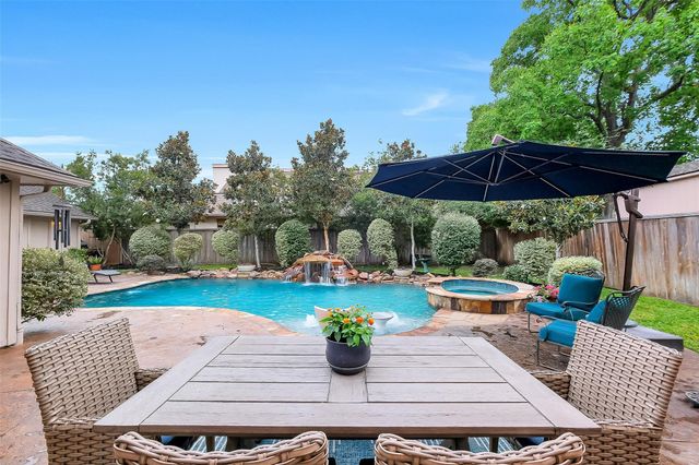 1310 Devon Glen Drive, Houston, TX 77077