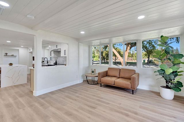 1309 N Temperance Avenue, Fresno, CA 93727