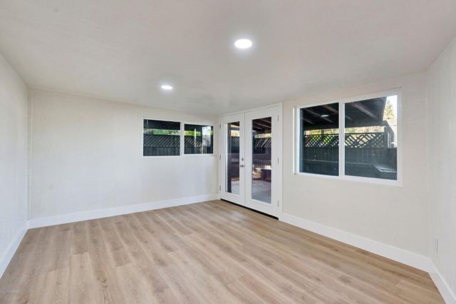 1309 N Temperance Avenue, Fresno, CA 93727