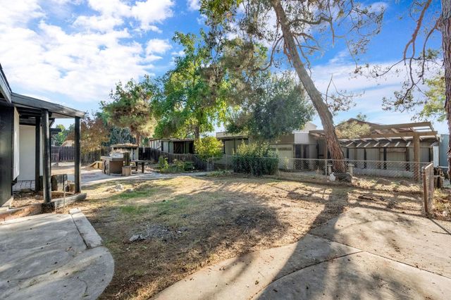 1309 N Temperance Avenue, Fresno, CA 93727
