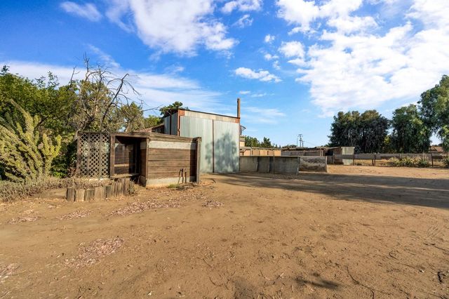 1309 N Temperance Avenue, Fresno, CA 93727