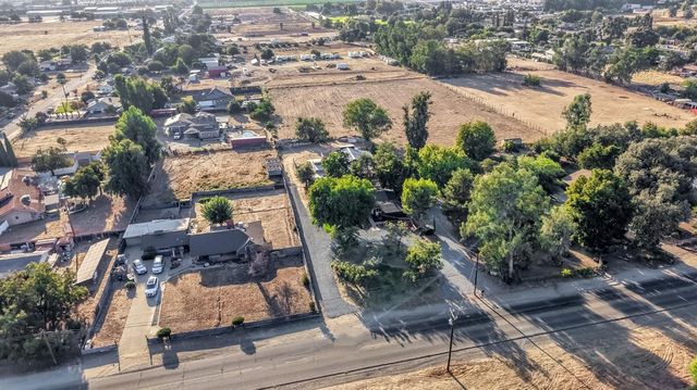 1309 N Temperance Avenue, Fresno, CA 93727