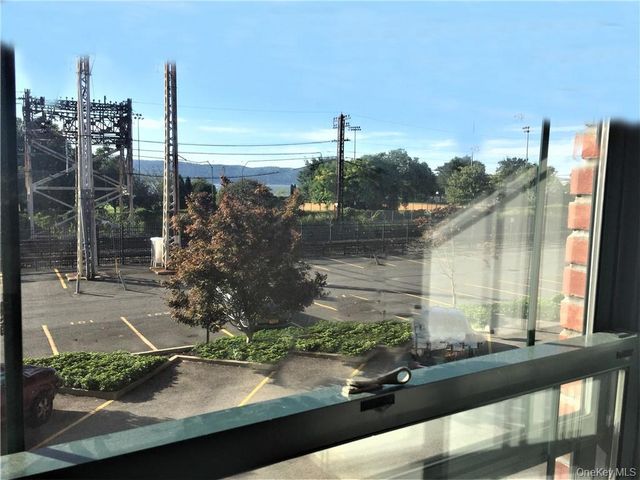 1 S Astor Street 301, Irvington, NY 10533