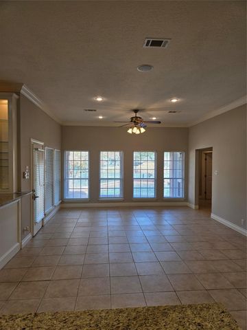 13998 Shoreline Drive, Willis, TX 77318