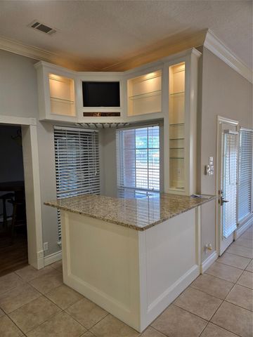 13998 Shoreline Drive, Willis, TX 77318