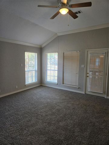 13998 Shoreline Drive, Willis, TX 77318