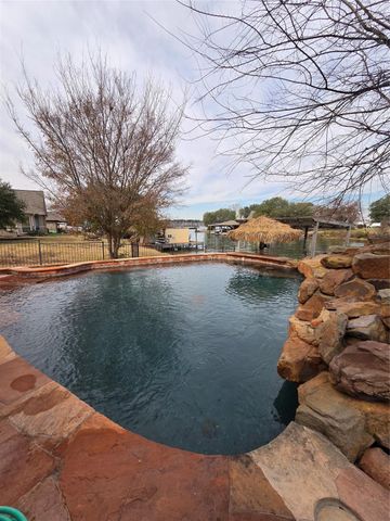 13998 Shoreline Drive, Willis, TX 77318