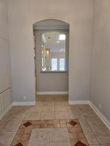 13998 Shoreline Drive, Willis, TX 77318