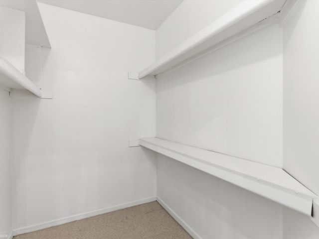 55212 Woods Lane, Shelby Twp, MI 48316