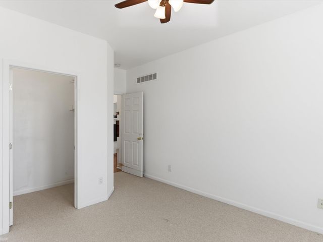 55212 Woods Lane, Shelby Twp, MI 48316