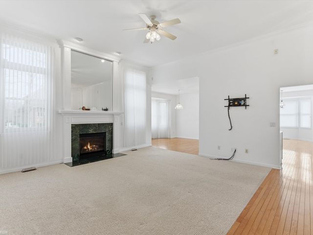 55212 Woods Lane, Shelby Twp, MI 48316