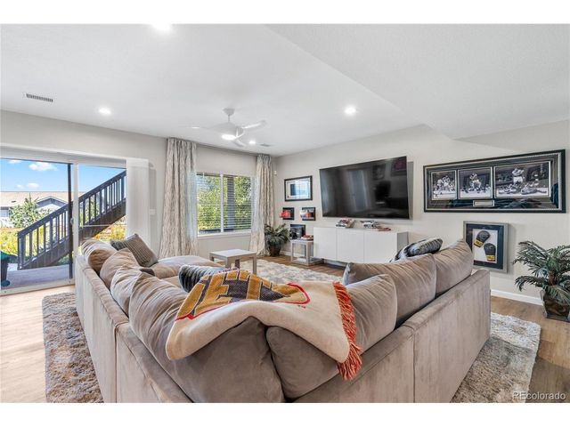 6671 Kenzie Cir, Castle Pines, CO 80108