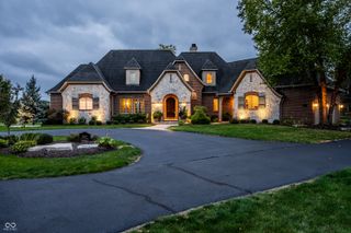 8535 Hunt Club Road, Zionsville, IN 46077