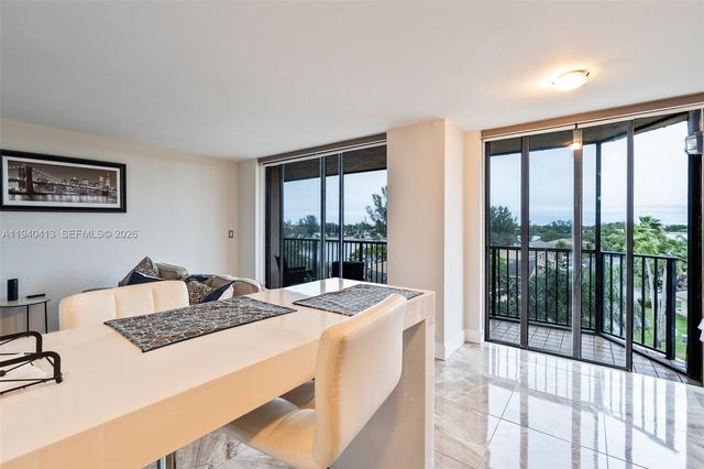 3400 Blue Lake Drive 505, Pompano Beach, FL 33064
