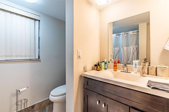 3400 Blue Lake Drive 505, Pompano Beach, FL 33064