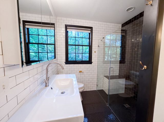 1904 Cromwell Dr, Nashville, TN 37215
