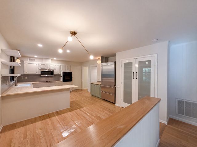 1904 Cromwell Dr, Nashville, TN 37215