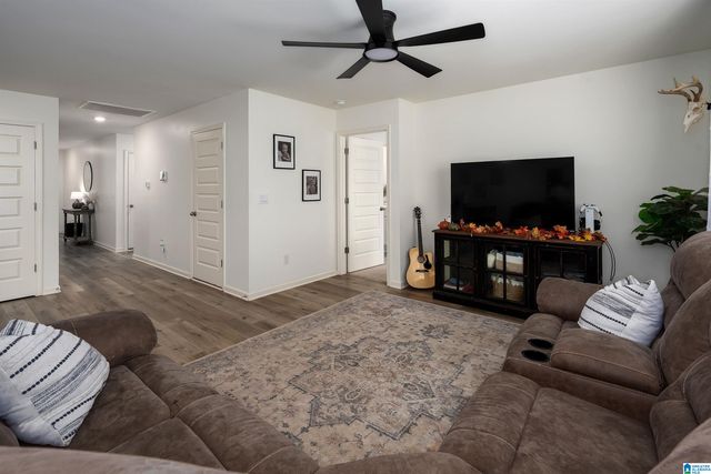 206 ARCHERS BROOK LANE, Springville, AL 35146