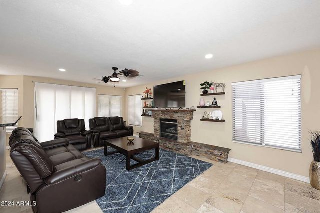 25224 N 66th Drive, Phoenix, AZ 85083