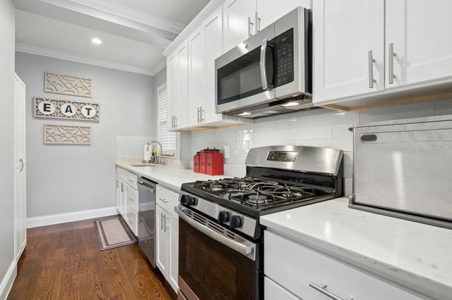 1565 River St 1, Boston, MA 02136