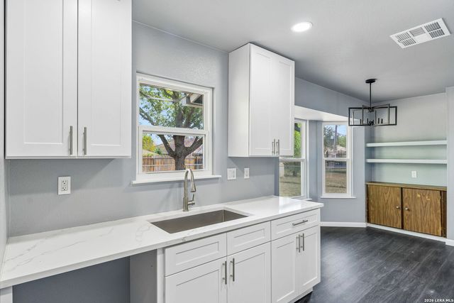 1508 CHESTNUT DR, Schertz, TX 78154