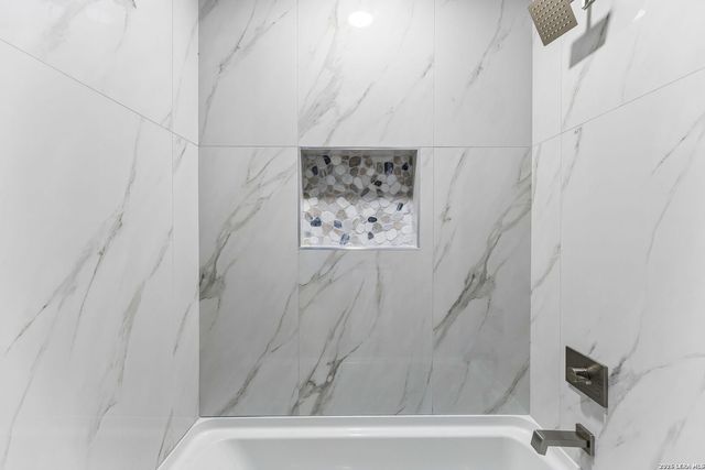 1508 CHESTNUT DR, Schertz, TX 78154