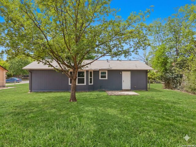 1508 CHESTNUT DR, Schertz, TX 78154