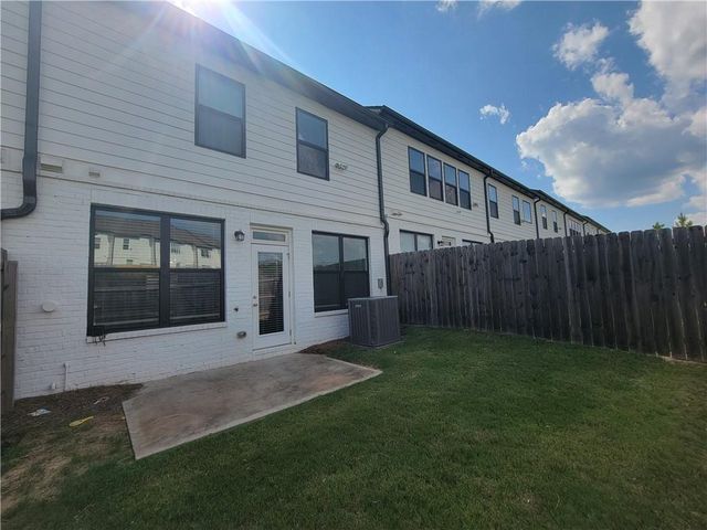 116 Auburn Gate Lane, Auburn, GA 30011