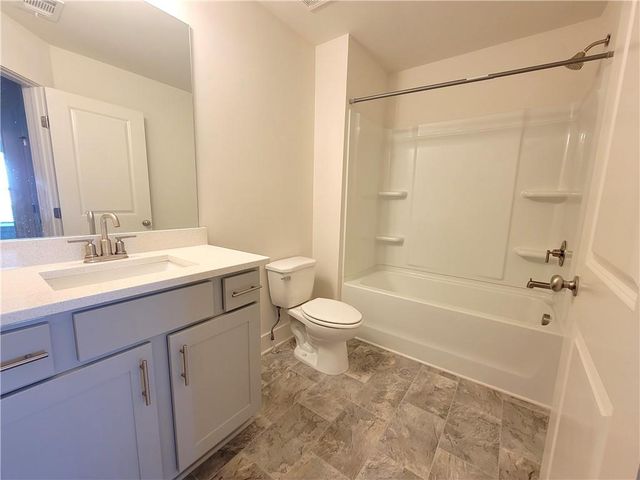 116 Auburn Gate Lane, Auburn, GA 30011