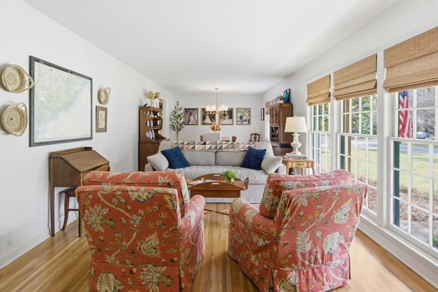 1721 Dartmoor Circle, Charleston, SC 29407