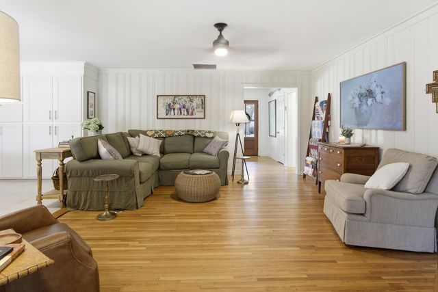 1721 Dartmoor Circle, Charleston, SC 29407