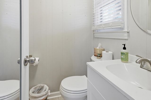 1721 Dartmoor Circle, Charleston, SC 29407