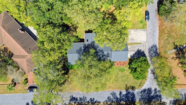 1721 Dartmoor Circle, Charleston, SC 29407