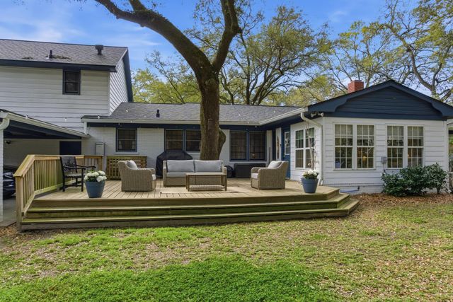 1721 Dartmoor Circle, Charleston, SC 29407