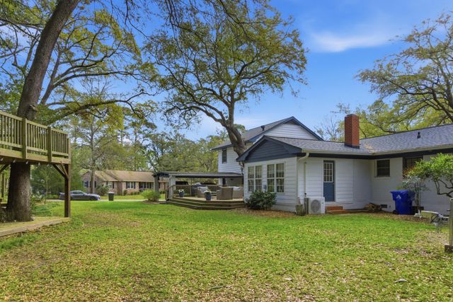 1721 Dartmoor Circle, Charleston, SC 29407