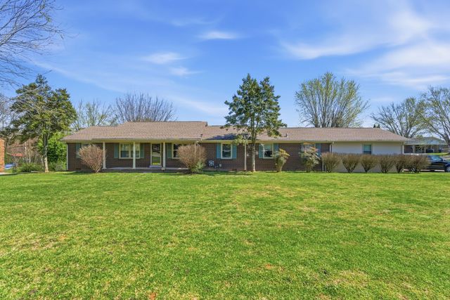 104 Meadowbrook Dr, Mcminnville, TN 37110