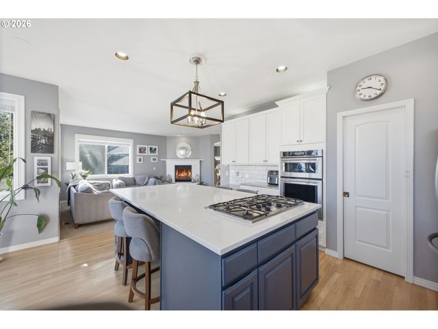 21305 MILES Dr, West Linn, OR 97068