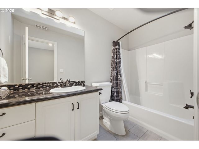 21305 MILES Dr, West Linn, OR 97068