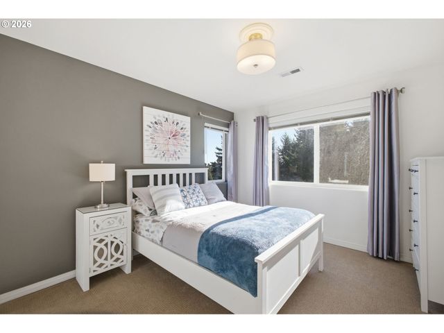 21305 MILES Dr, West Linn, OR 97068