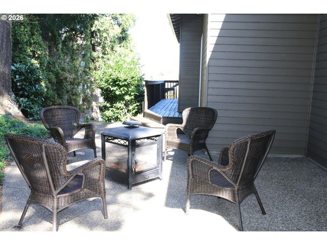 21305 MILES Dr, West Linn, OR 97068