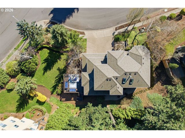 21305 MILES Dr, West Linn, OR 97068