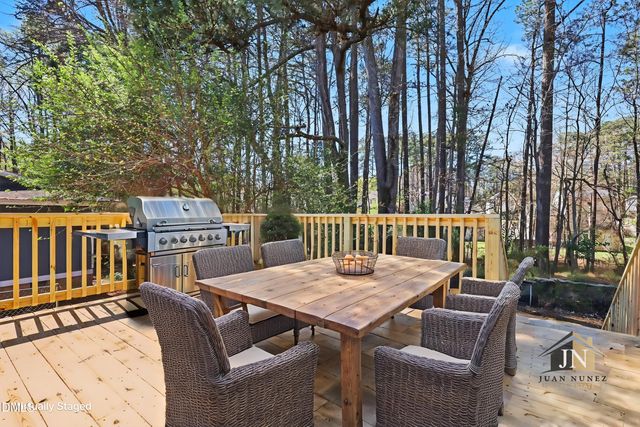 2608 Adcox Place, Raleigh, NC 27610