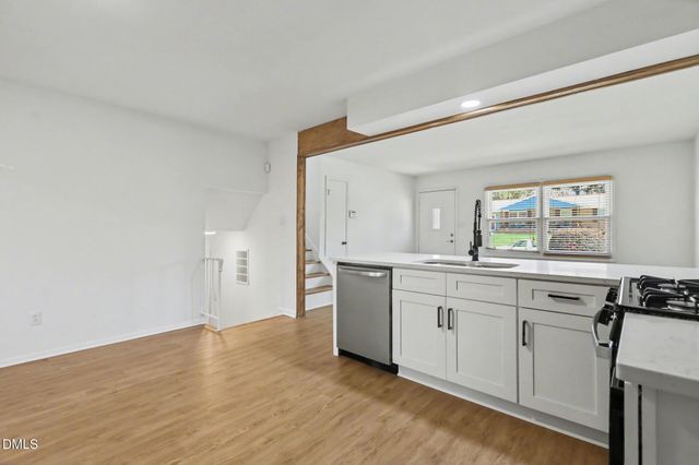 2608 Adcox Place, Raleigh, NC 27610