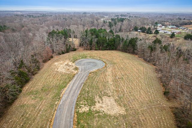 4 Johnson Chapel Rd, Sparta, TN 38583